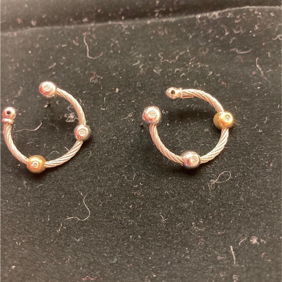 Chariol Sleek silver and Gold Piercing Earrings - Picture 2 of 6